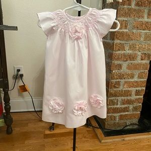 Carriage Boutiques Smocked Infant Girls Dress size 9 months